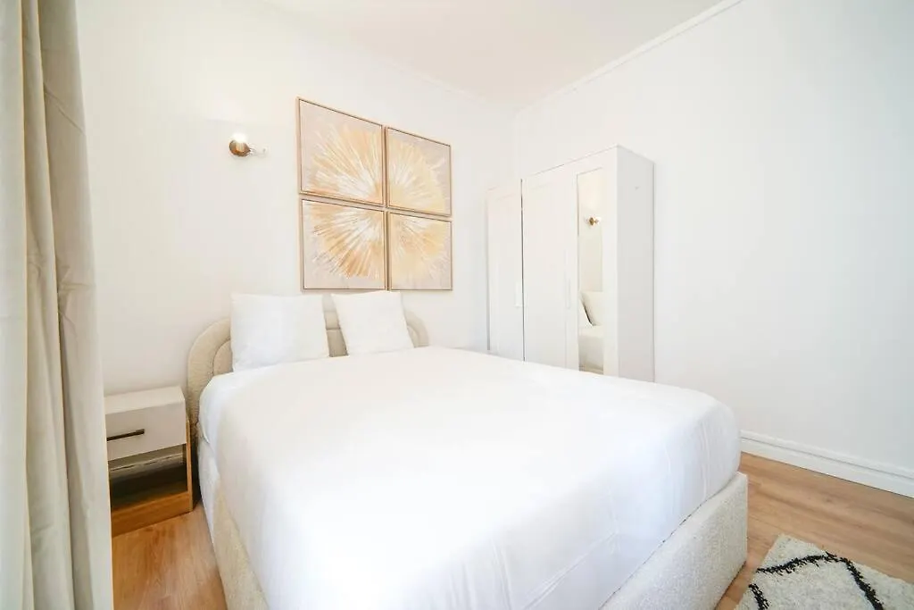 Studio Buttes-Chaumont - Hautpoul - IV Paris Apartment